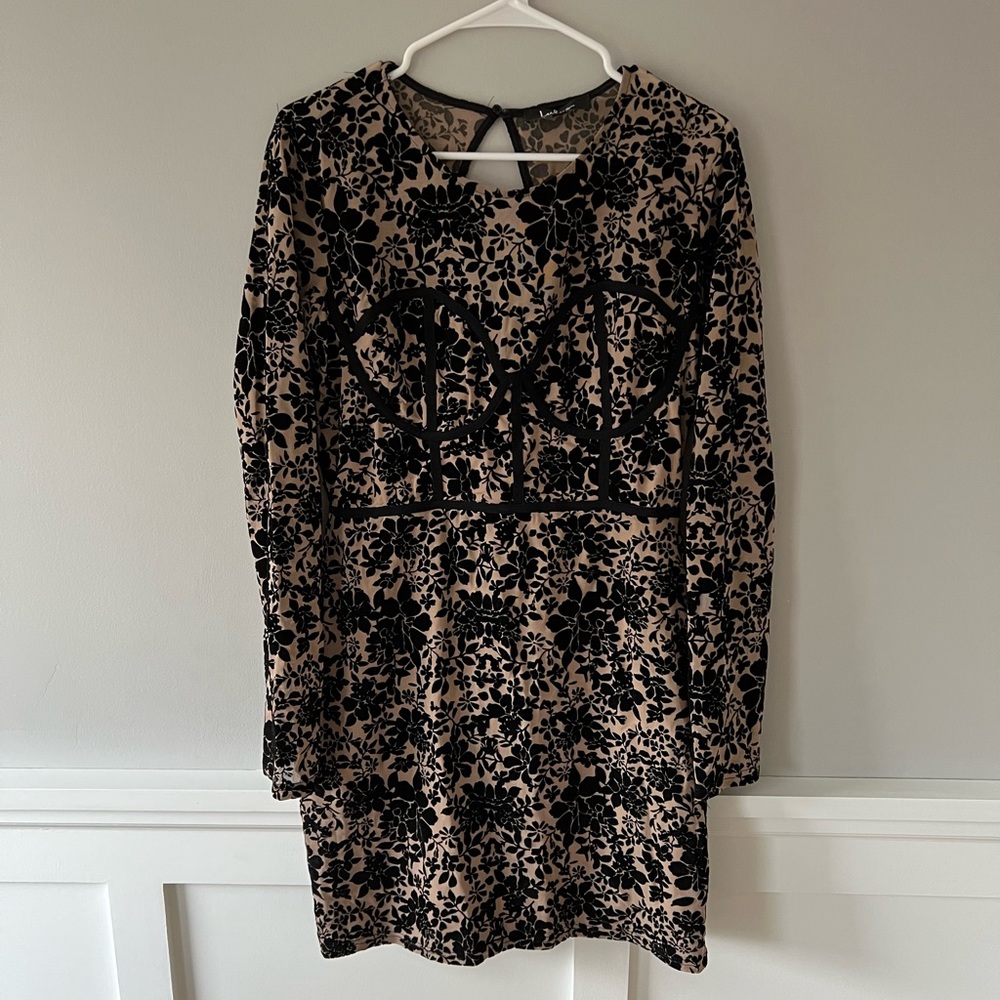 Lulu’s long sleeve dress